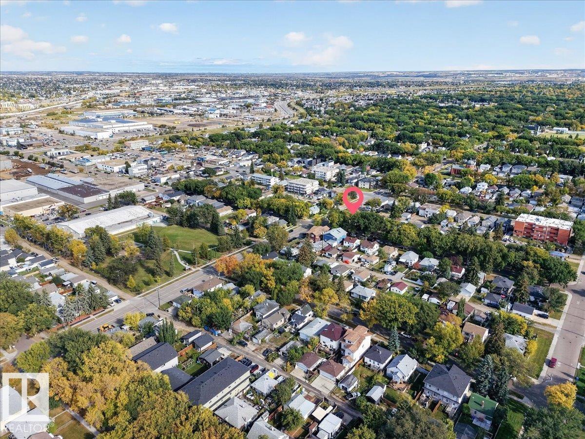 11947 67 ST NW - 58