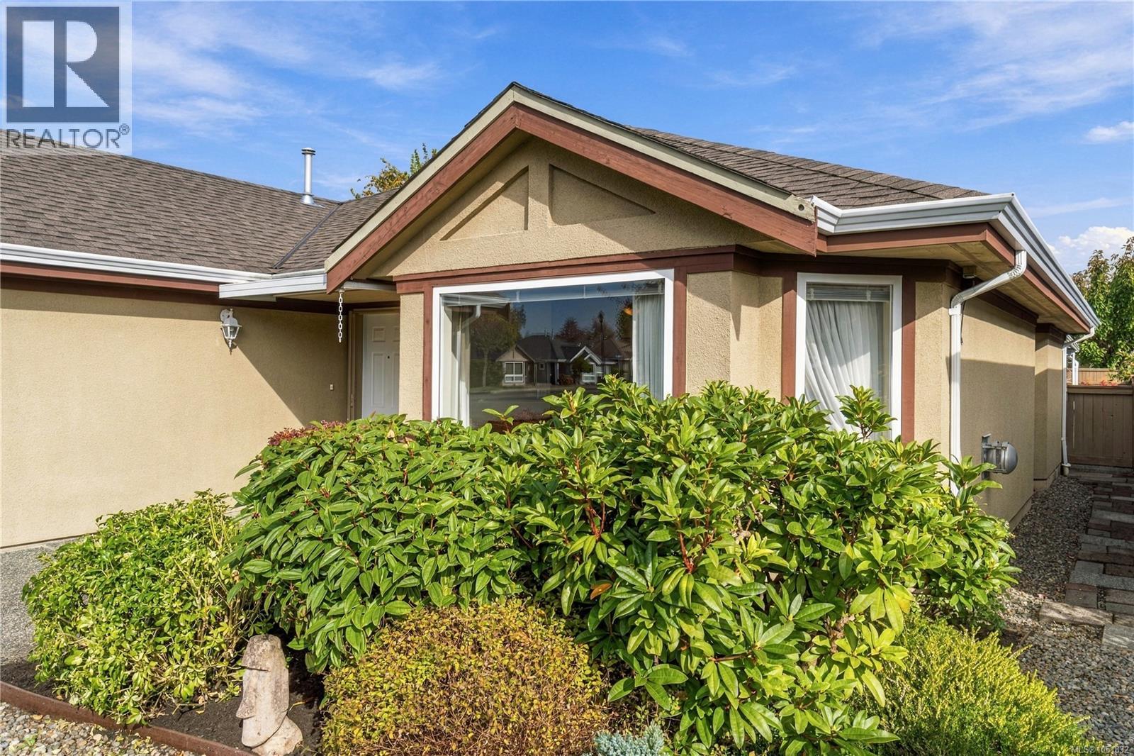 568 Hampstead St - Image 22