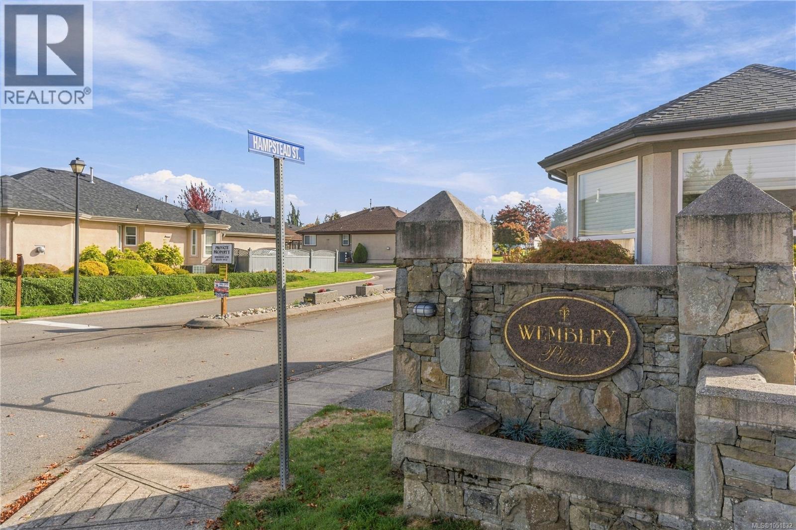 568 Hampstead St - Image 39