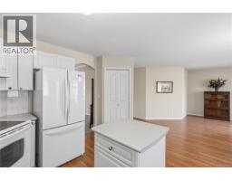 568 Hampstead St, Parksville, BC V9P2T7 Photo 13
