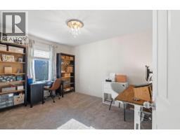 1621 Strathcona Drive SW - photo 18
