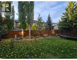 1621 Strathcona Drive SW - photo 30