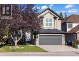 1621 Strathcona Drive SW - photo 1