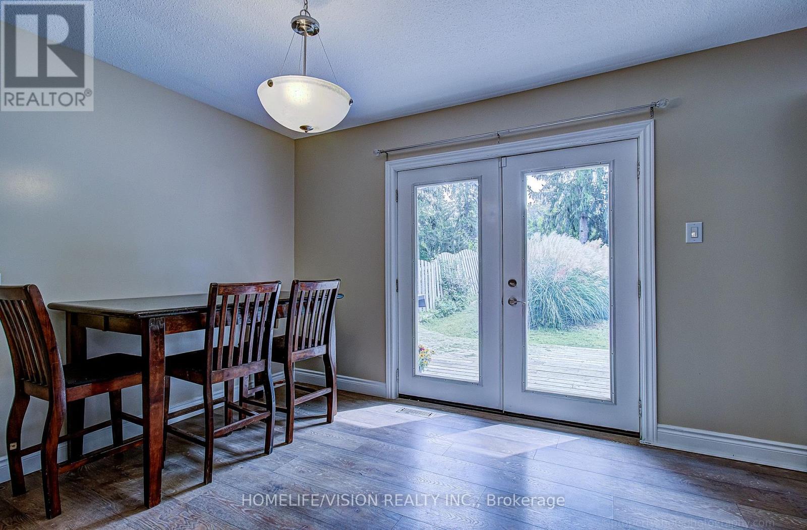 25 Radcliffe Drive, Kitchener, ON photo 15