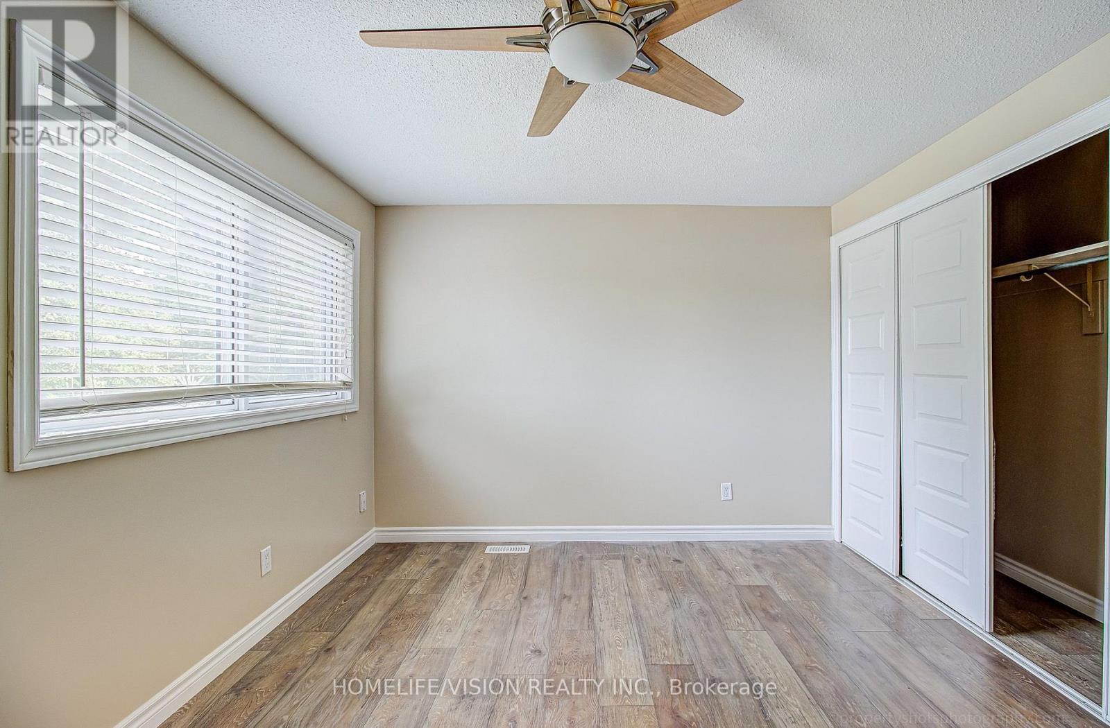25 RADCLIFFE DRIVE - 24