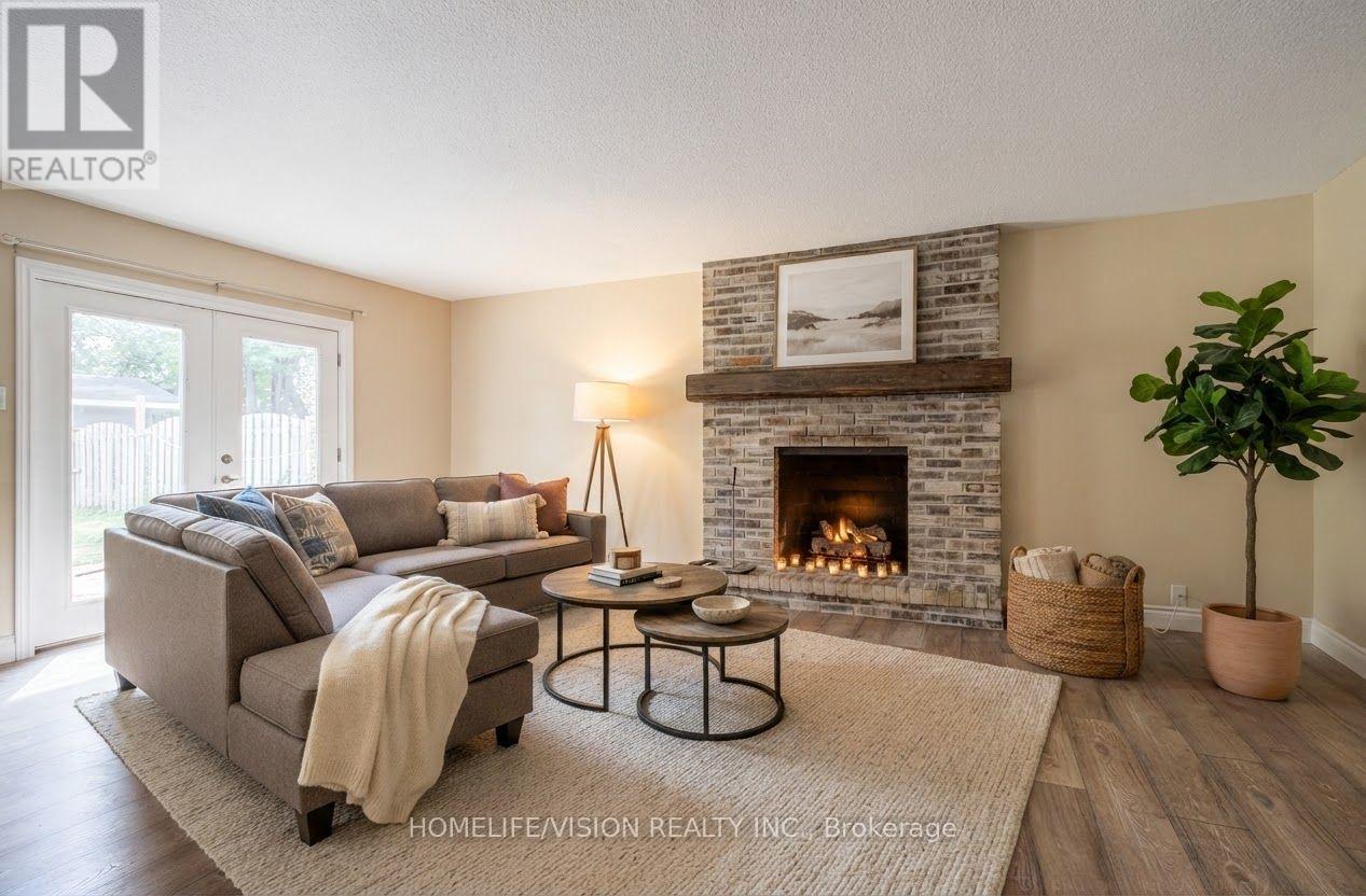 25 RADCLIFFE DRIVE - 5