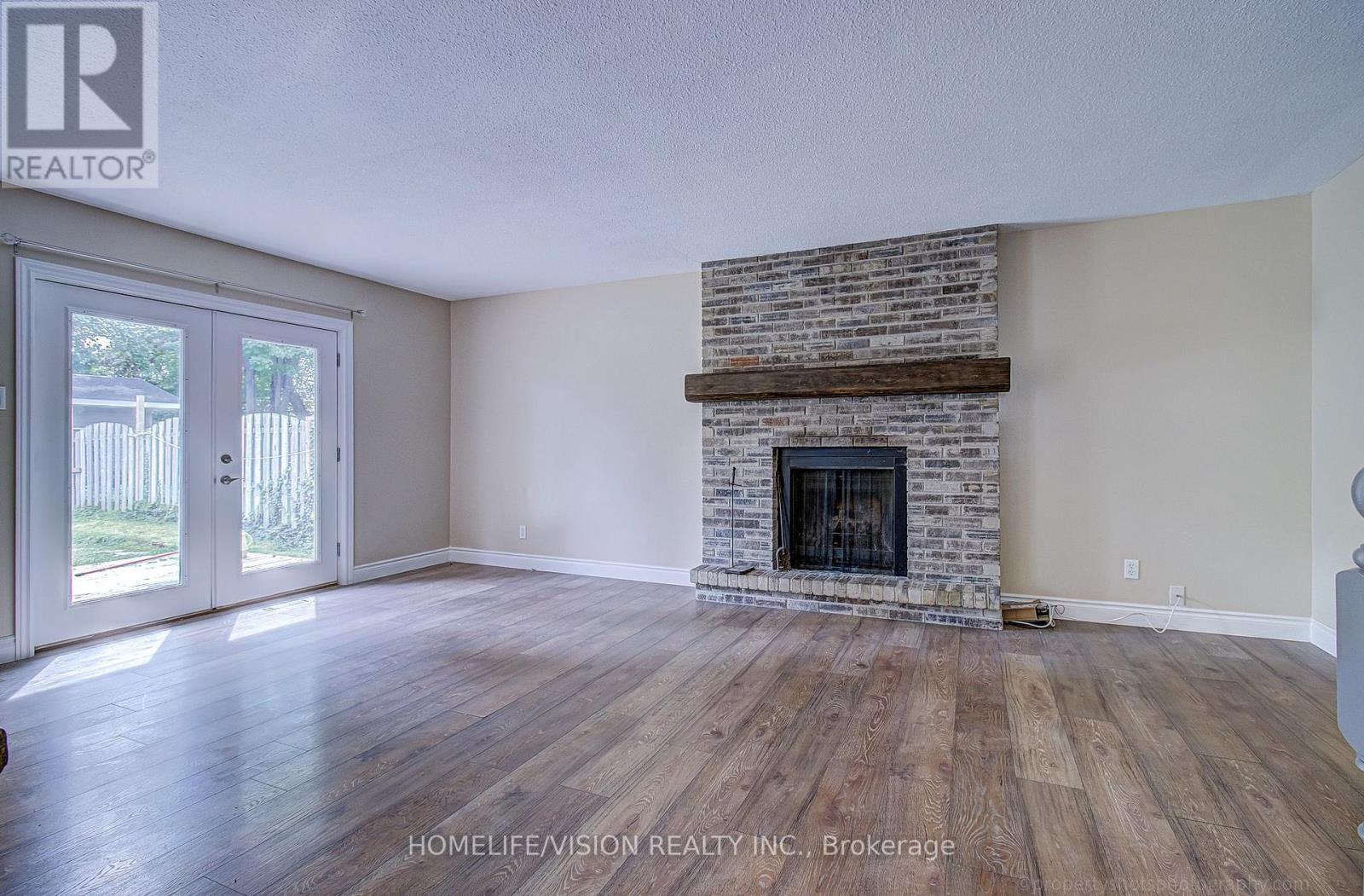 25 Radcliffe Drive, Kitchener, ON photo 6