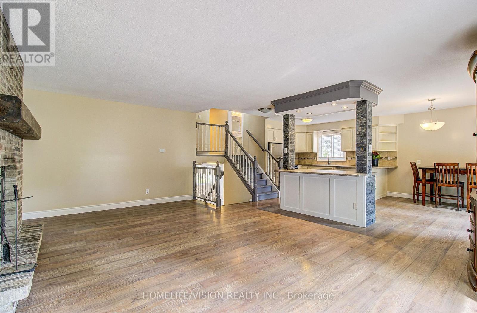 25 Radcliffe Drive, Kitchener, ON photo 7