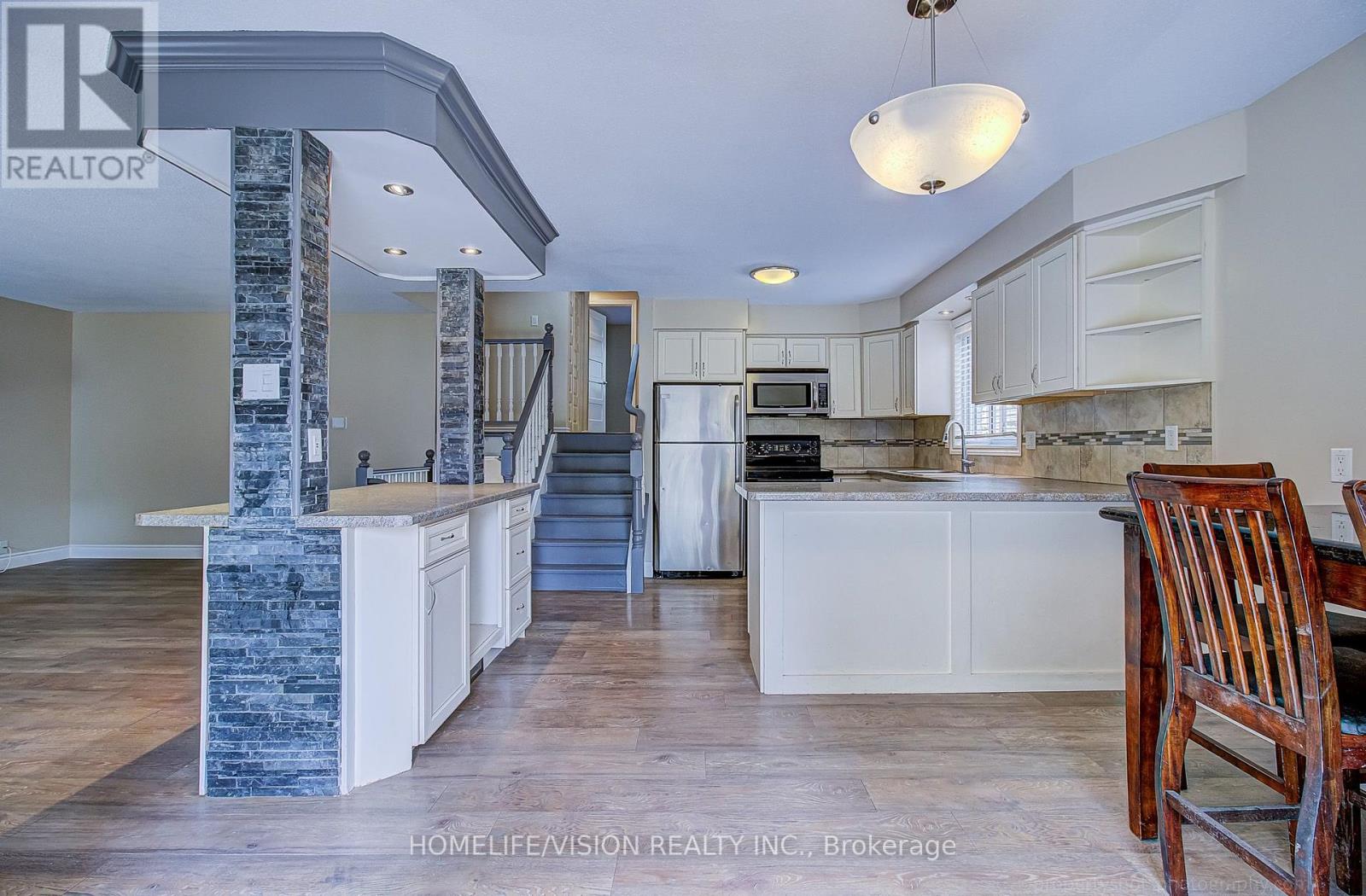 25 Radcliffe Drive, Kitchener, ON photo 9