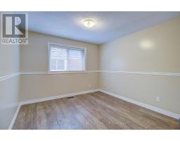25 Radcliffe Drive, Kitchener, ON N2E2G3 Photo 23