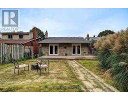 25 Radcliffe Drive, Kitchener, ON N2E2G3 Photo 34