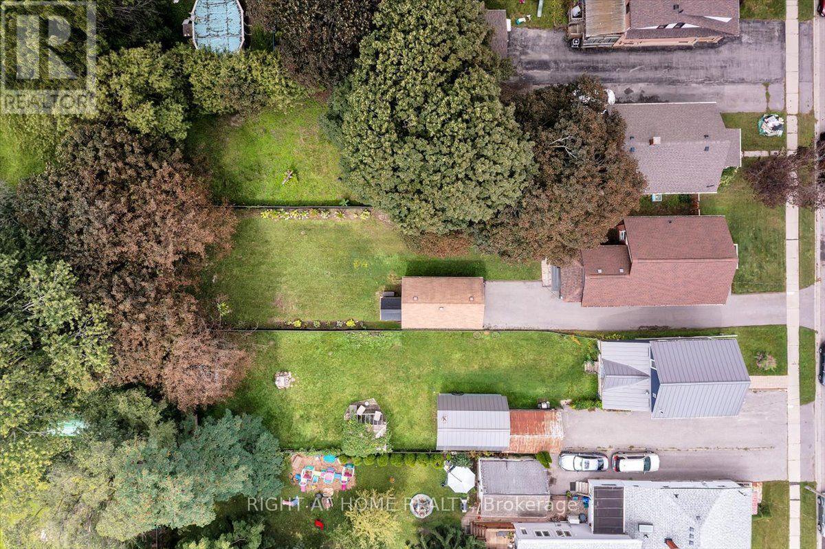 176 Burk Street, Oshawa, ON photo 8