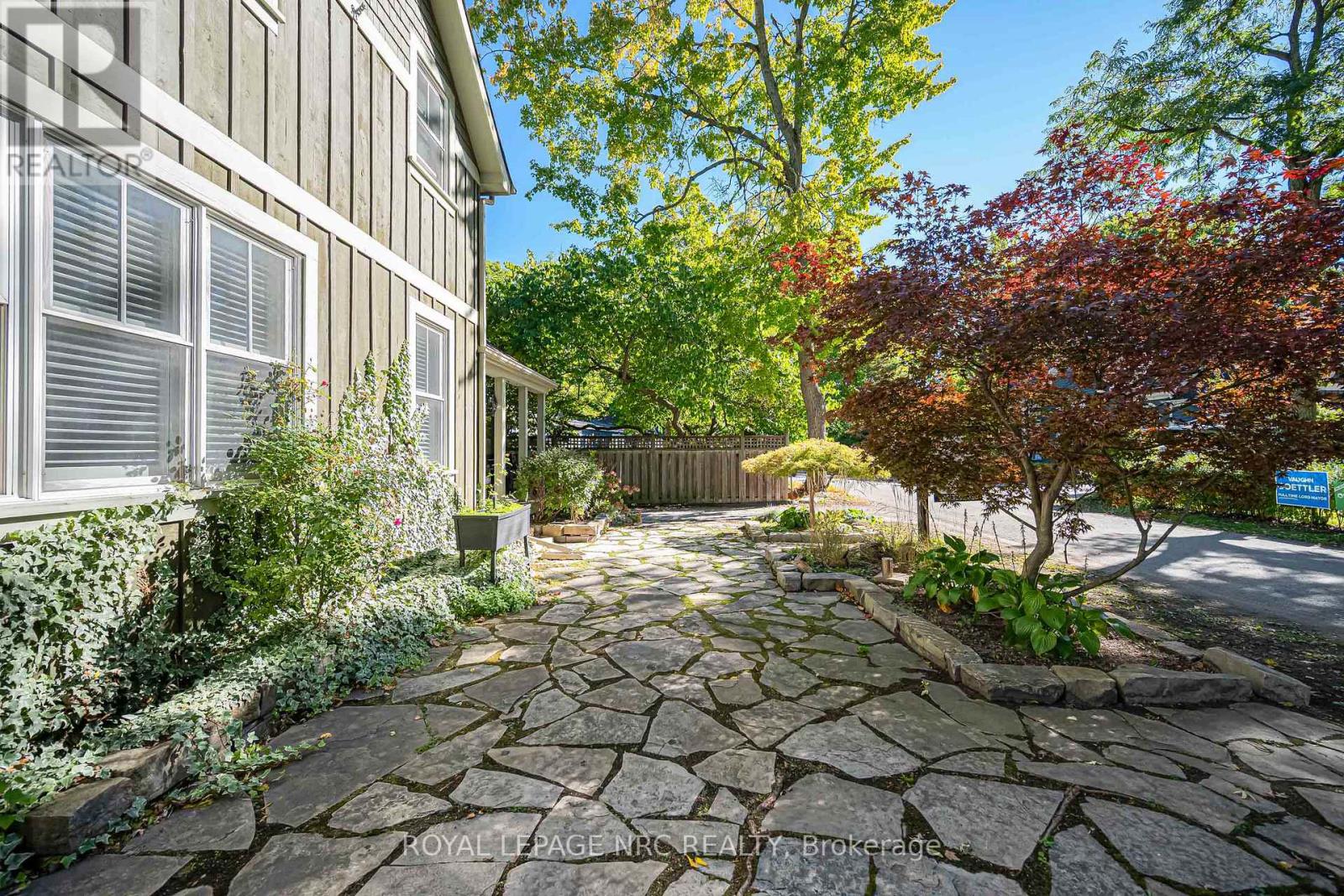 3 Luther Avenue — photo 4