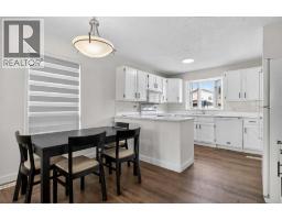 128 Castledale Crescent NE - photo 19