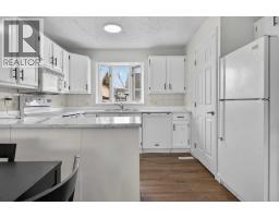 128 Castledale Crescent NE - photo 20