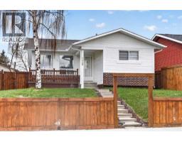 128 Castledale Crescent NE - photo 2