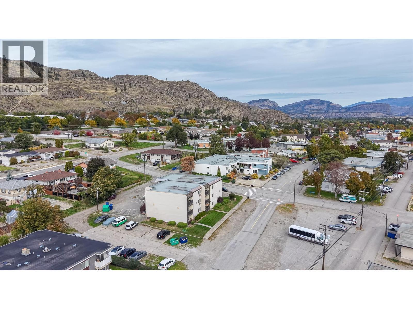 529 Co-Op Avenue Unit# 10, Oliver
