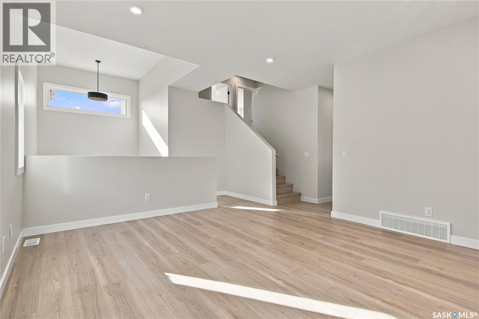 526 Kinloch COURT, Saskatoon — photo 7