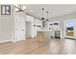Bonus Room - 526 Kinloch Court, Saskatoon, SK S7M5X1 Photo 12