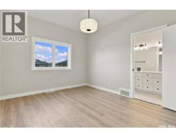 Bedroom - 526 Kinloch Court, Saskatoon, SK S7M5X1 Photo 16