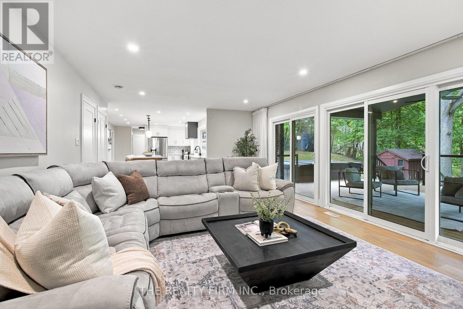51 HAMPTON CRESCENT - Image 22