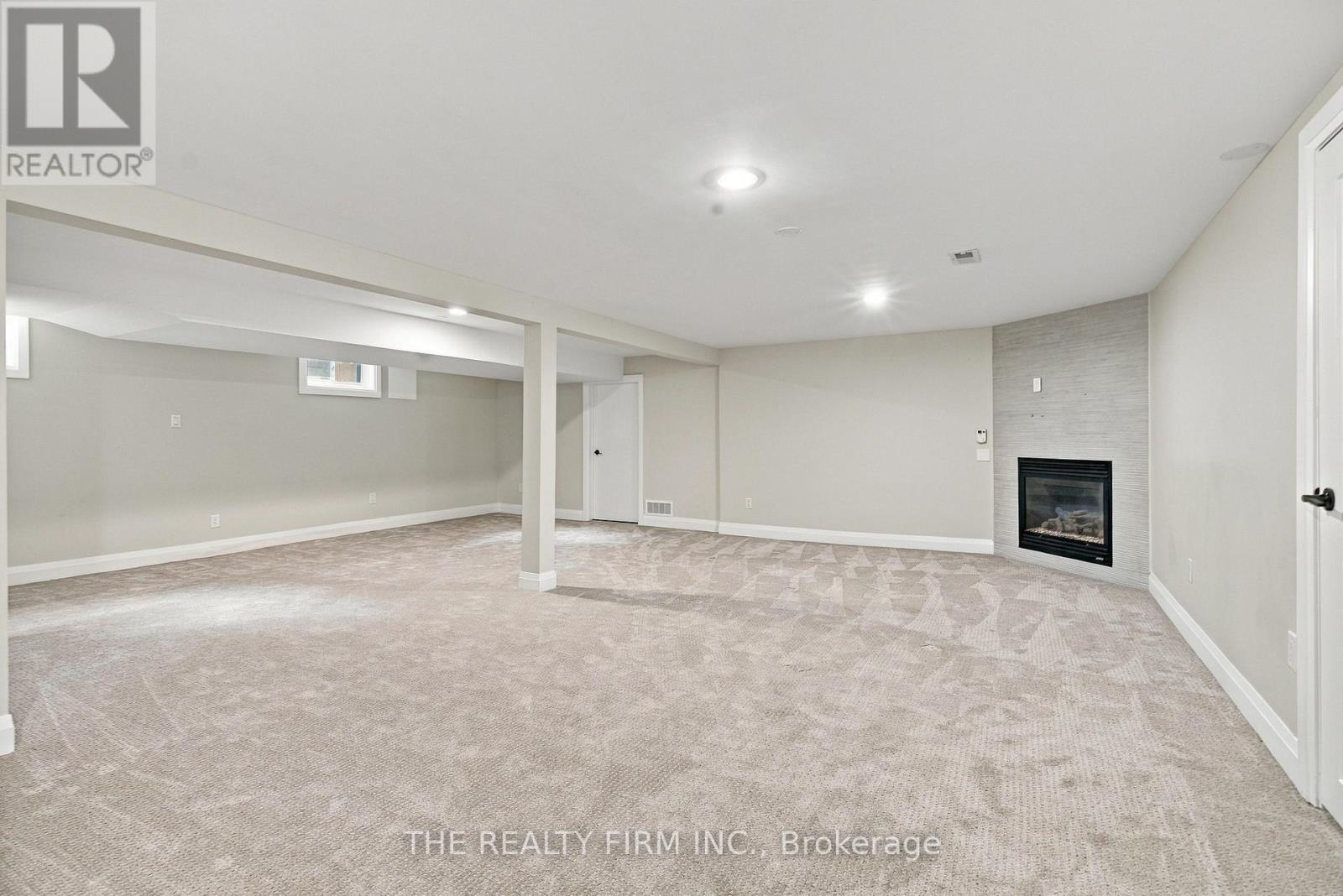 51 HAMPTON CRESCENT - Image 38