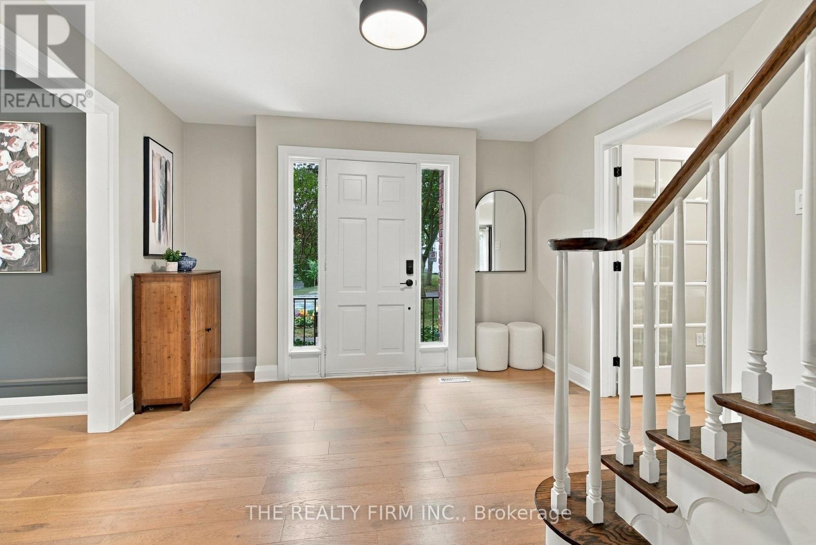51 HAMPTON CRESCENT, London North (North Q) — photo 4