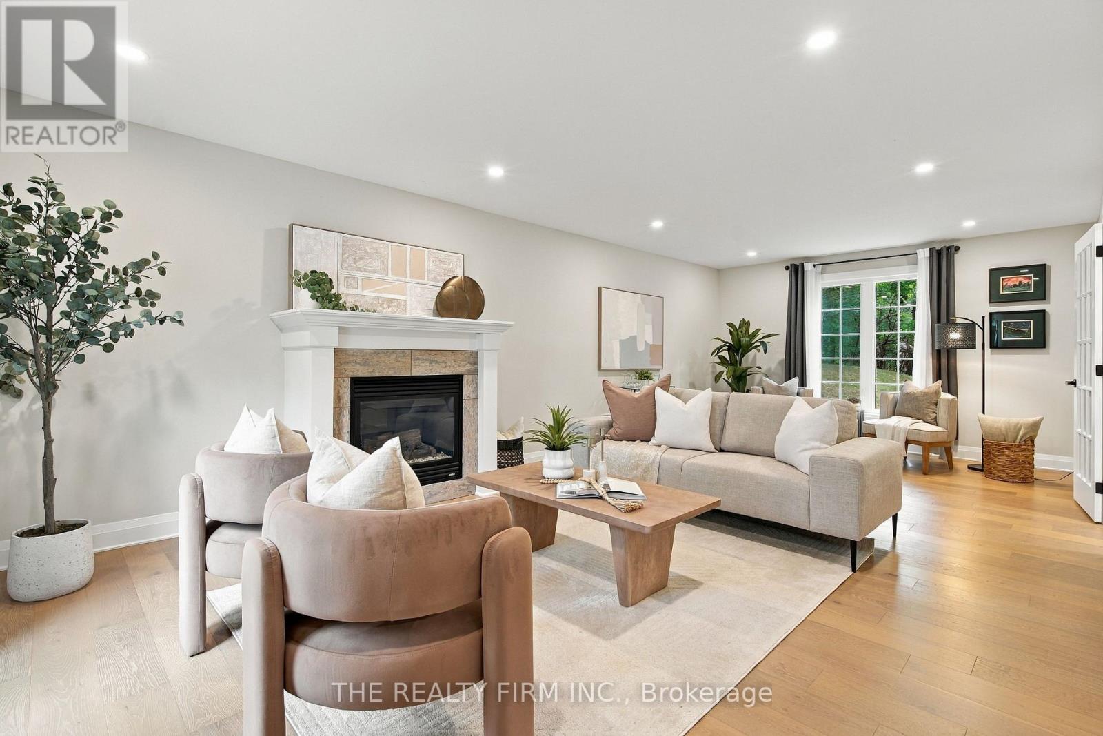 51 HAMPTON CRESCENT, London North (North Q) — photo 6