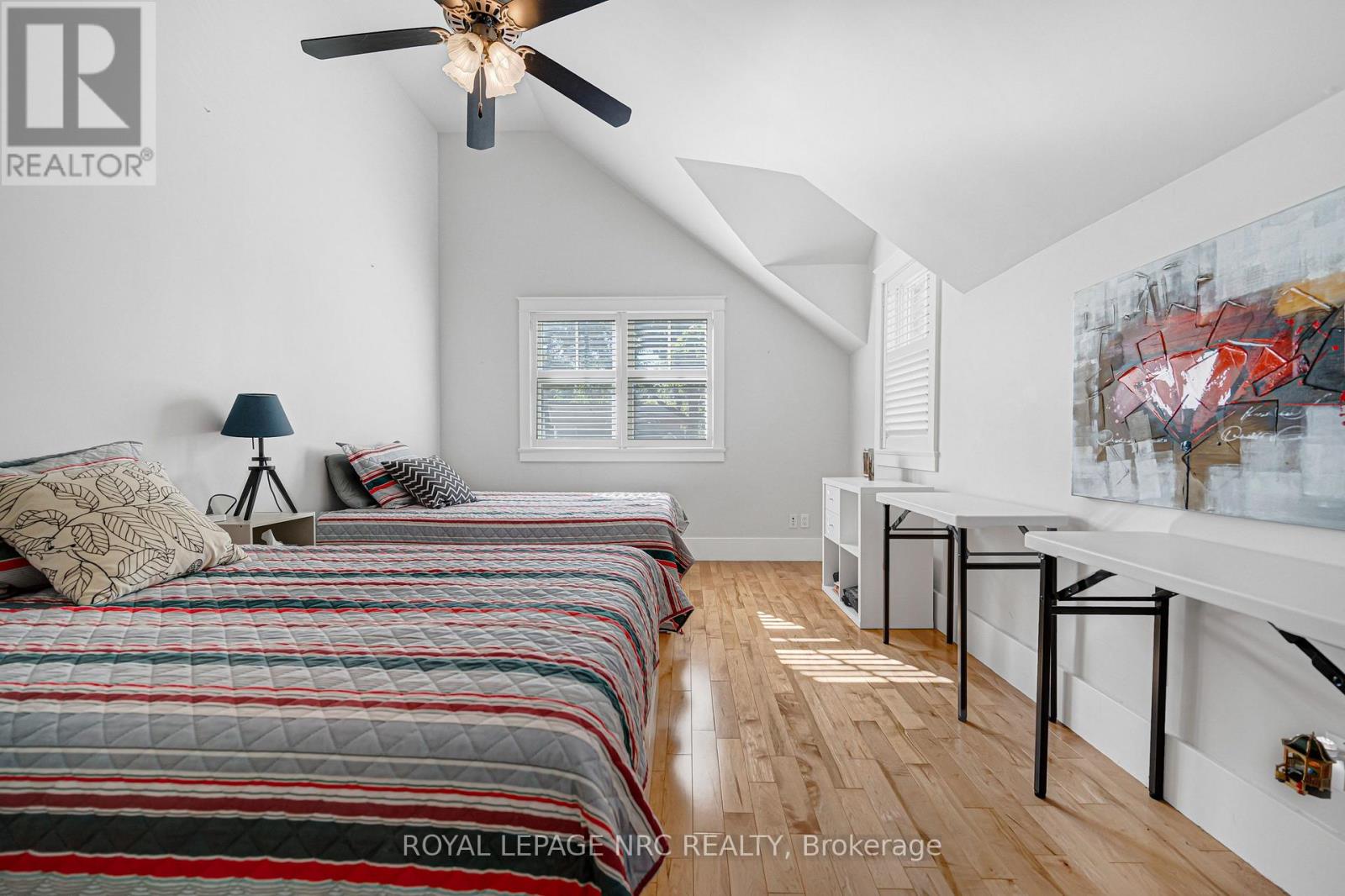 3 Luther Avenue — photo 35
