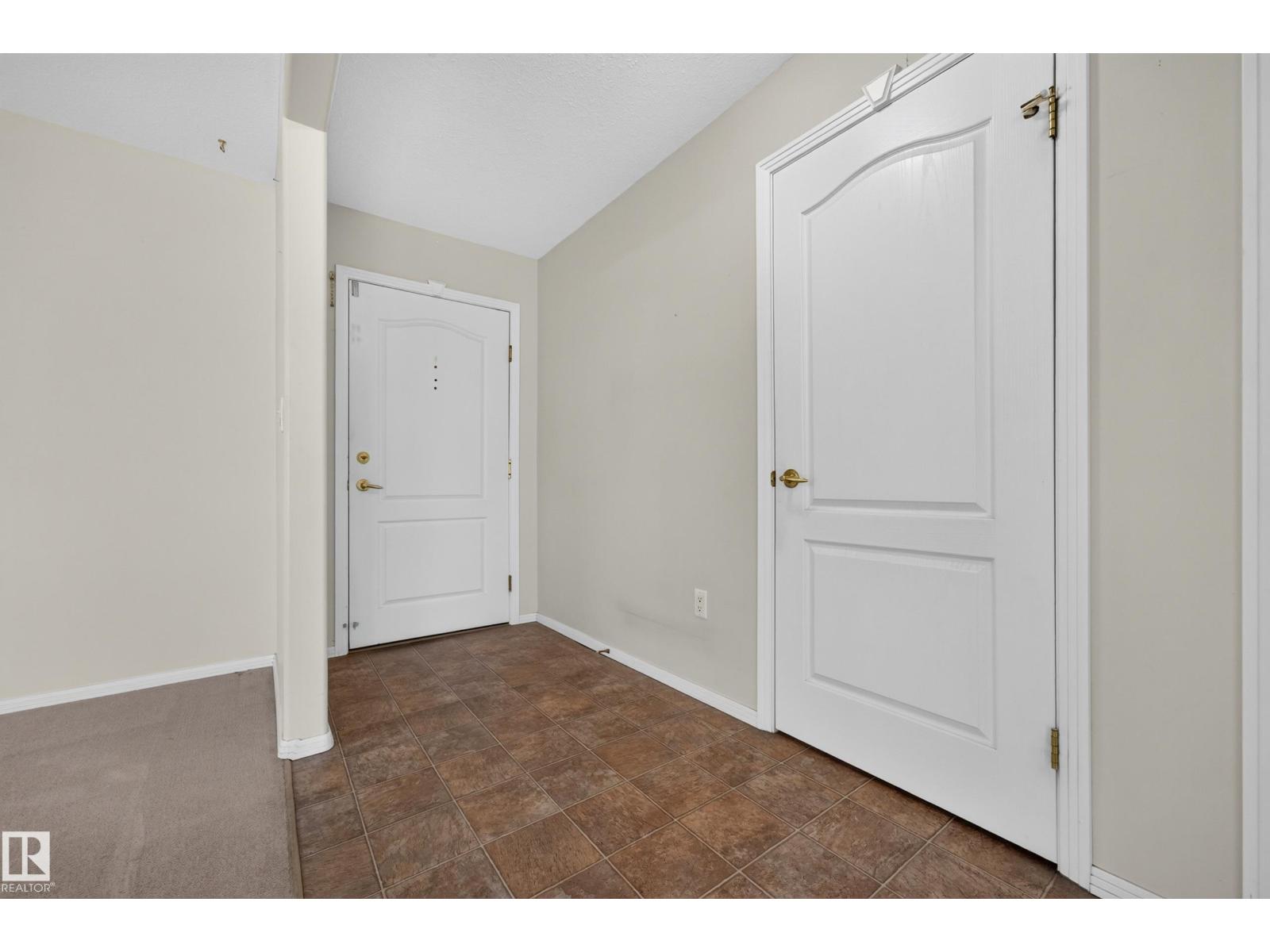 #306 8922 156 ST NW - 10
