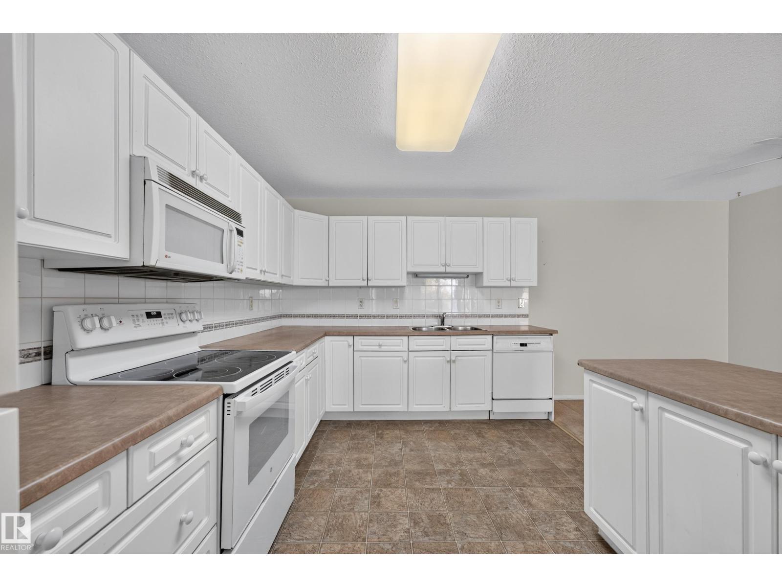 #306 8922 156 ST NW - 17