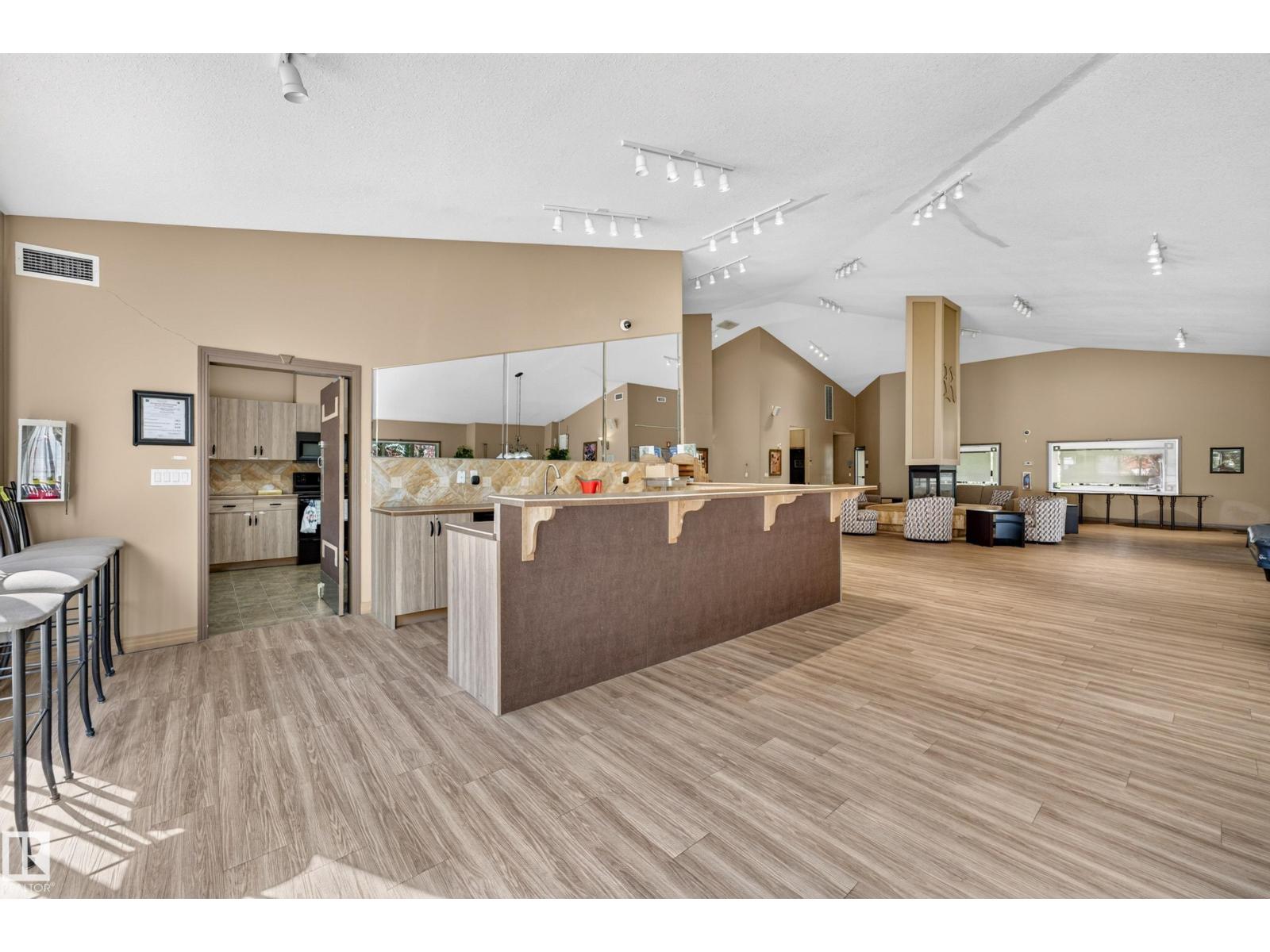 #306 8922 156 ST NW - Image 43