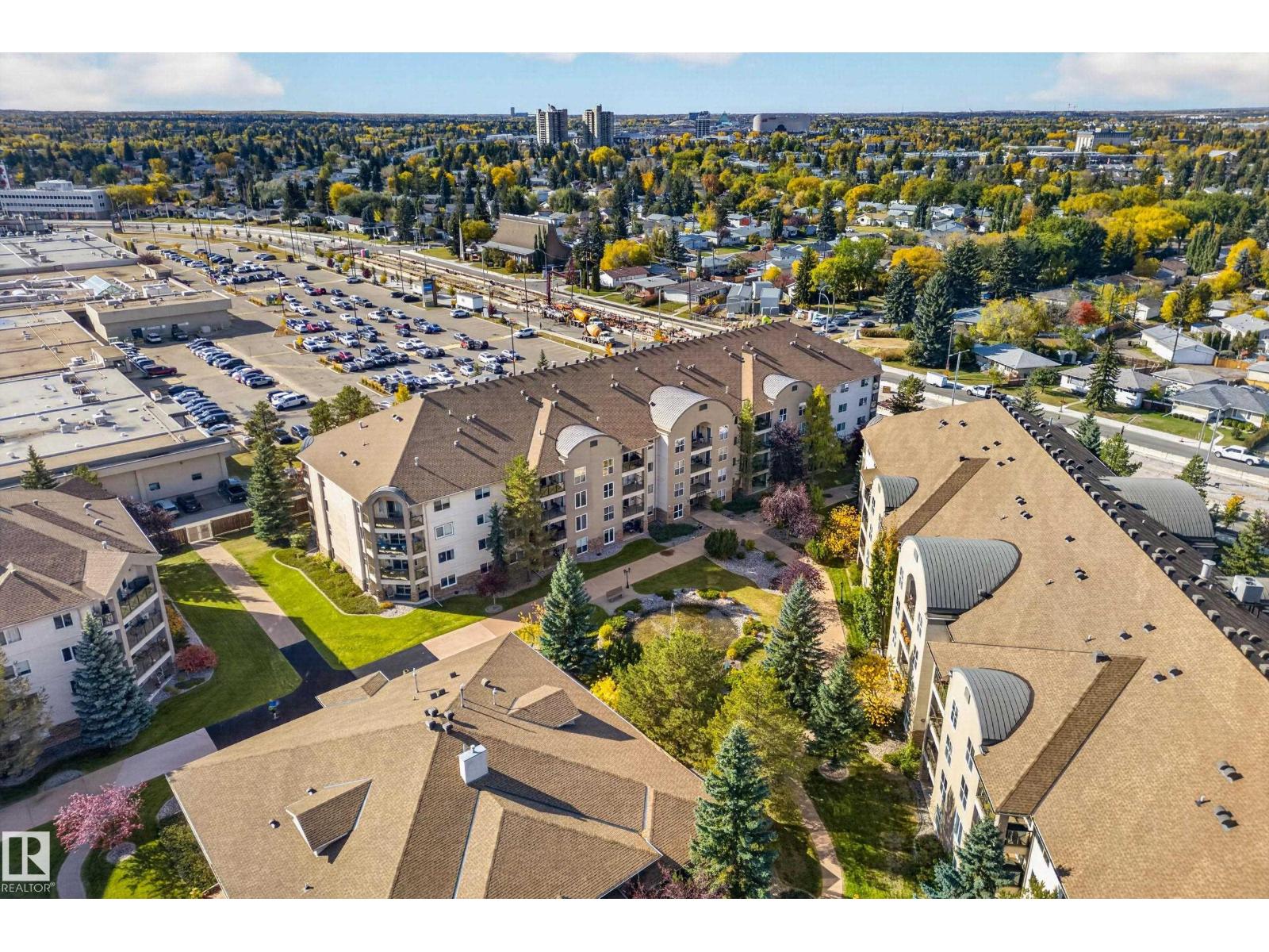 #306 8922 156 ST NW - 5