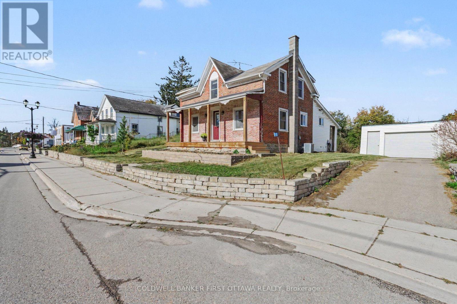 42 MAIN STREET, Rideau Lakes — photo 2