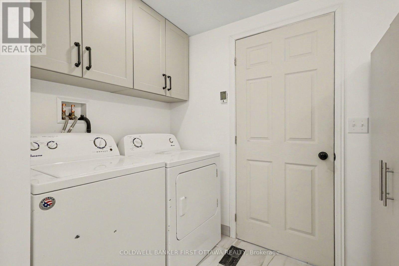 42 MAIN STREET - Image 21