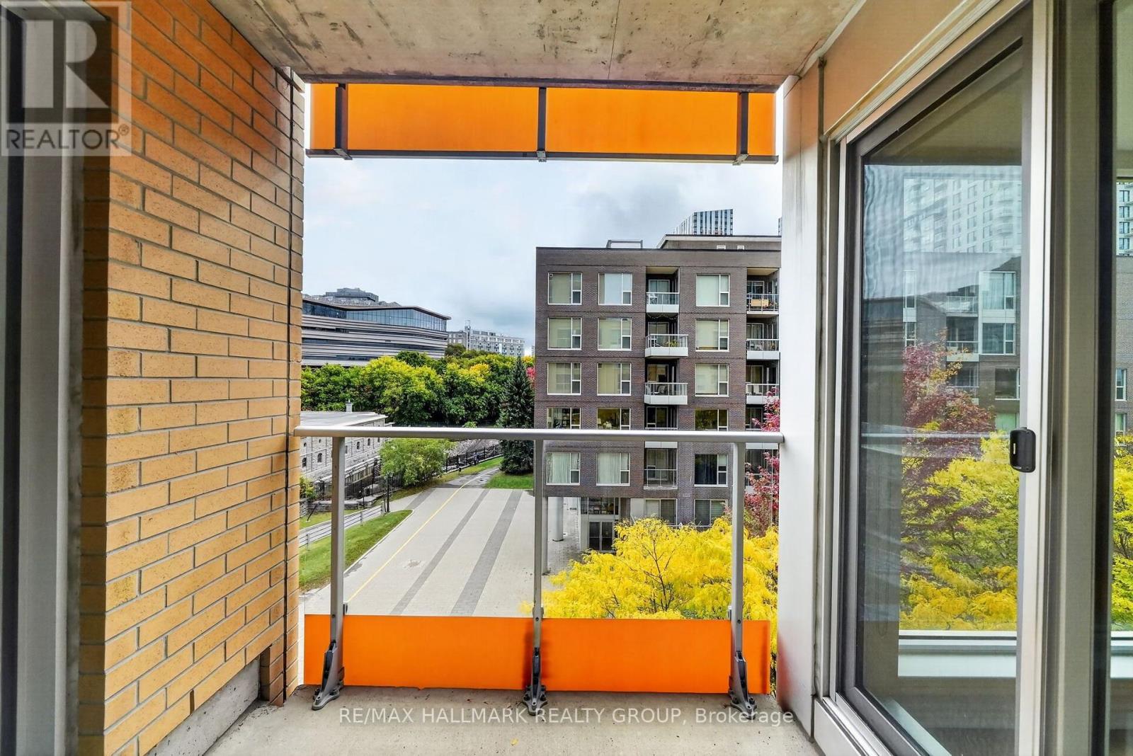 #405 250 LETT STREET - Image 30