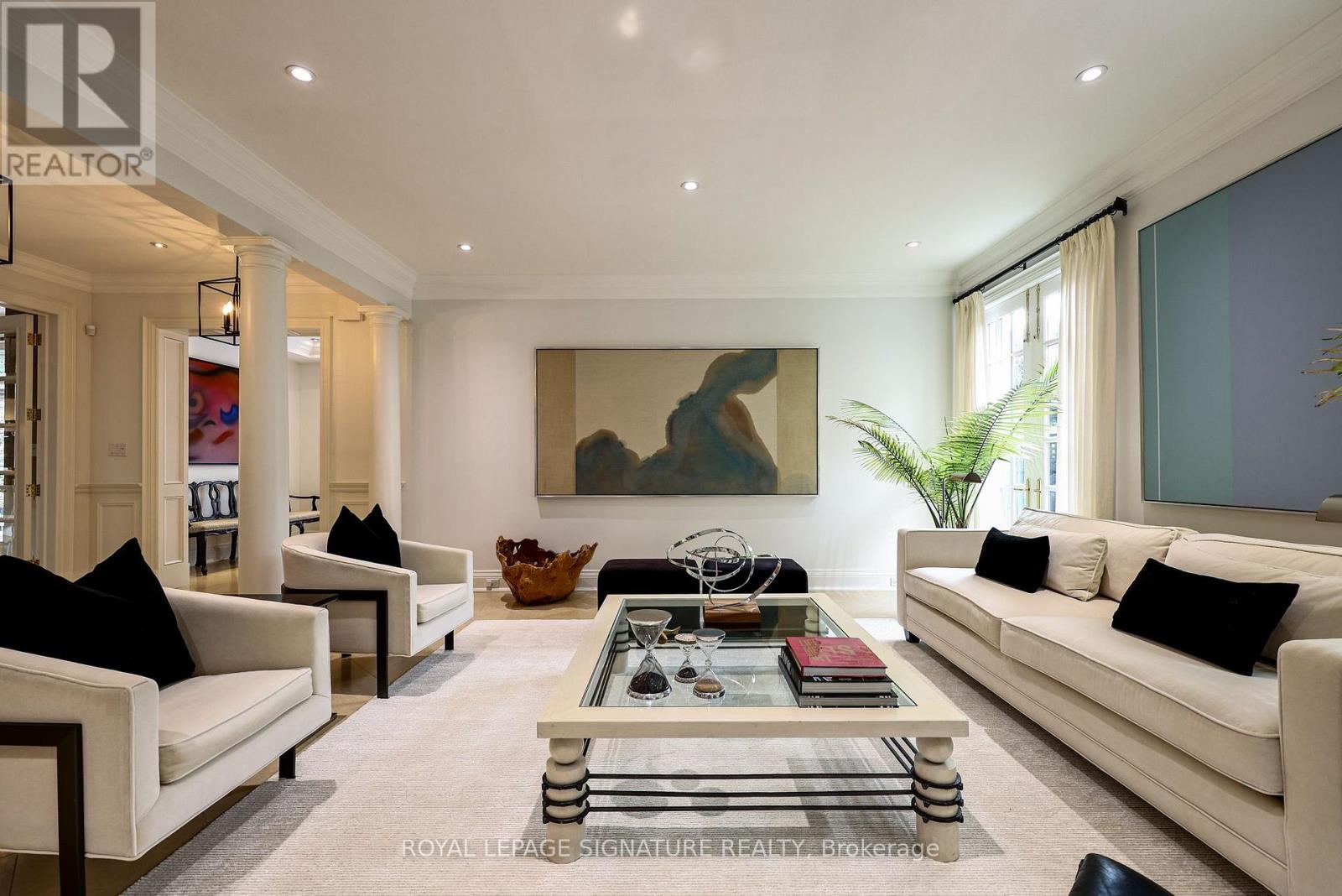 6 Vernham Avenue, Toronto, ON photo 8
