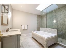 6 Vernham Avenue, Toronto, ON M2L2B2 Photo 32