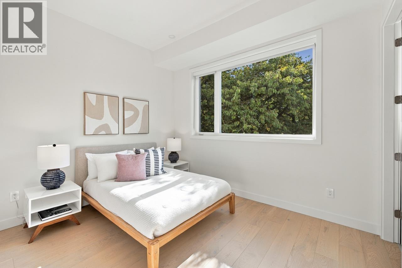 Photo of 1 3185 GRAVELEY STREET 24