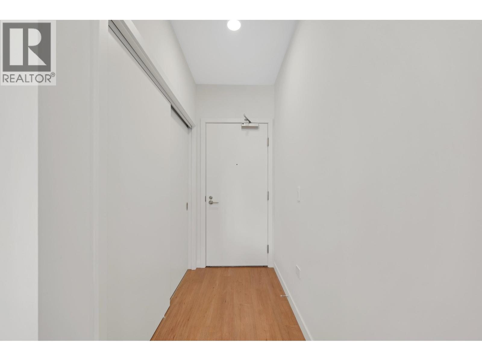 221 1500 SCOTT CRESCENT, Squamish