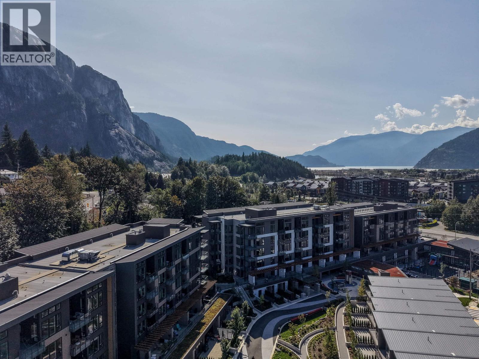 221 1500 SCOTT CRESCENT, Squamish
