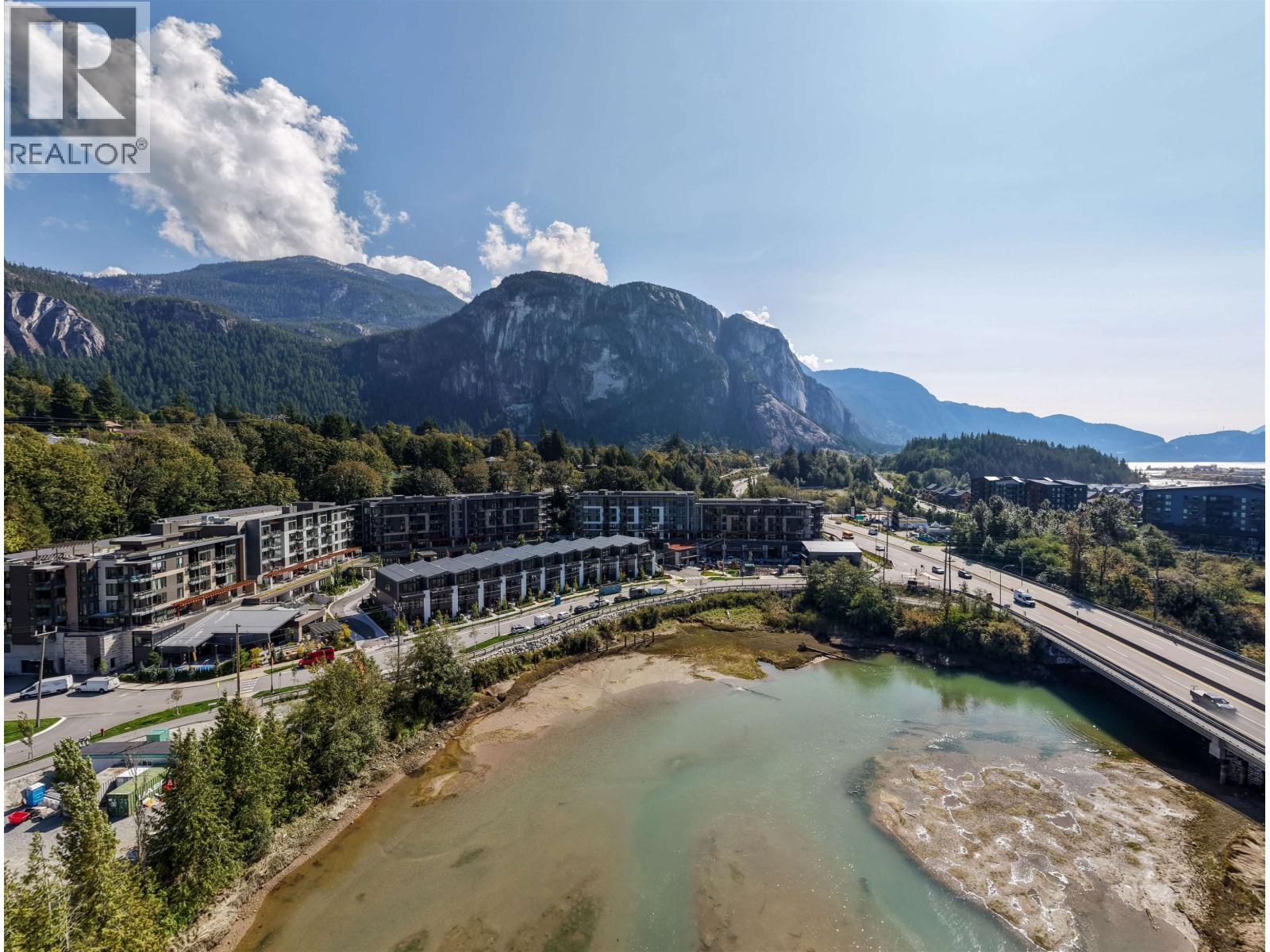 221 1500 SCOTT CRESCENT, Squamish