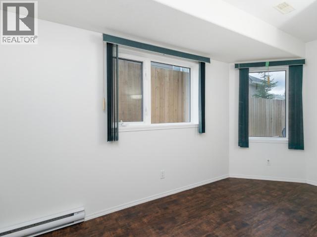 146 FALCON DRIVE - Image 22