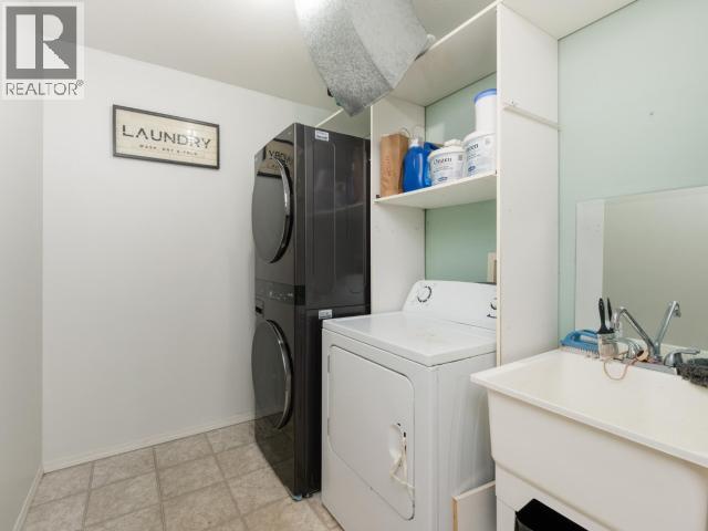 146 FALCON DRIVE - 23