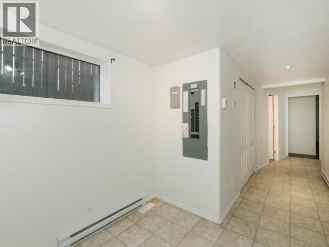146 FALCON DRIVE - Image 28