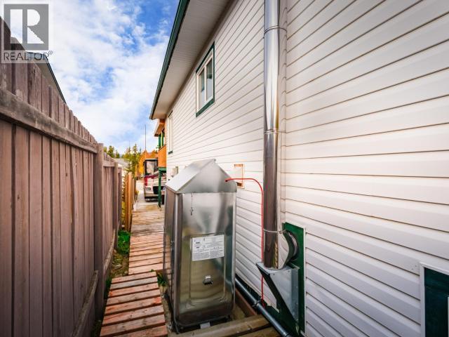 146 FALCON DRIVE - 33