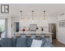 420 Solaz Place, Gibsons, BC V0N1V5 Photo 13