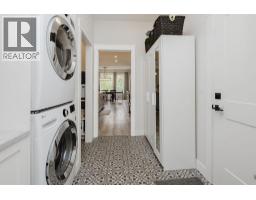 420 Solaz Place, Gibsons, BC V0N1V5 Photo 30