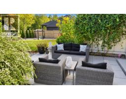 420 Solaz Place, Gibsons, BC V0N1V5 Photo 31