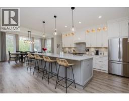 420 Solaz Place, Gibsons, BC V0N1V5 Photo 7